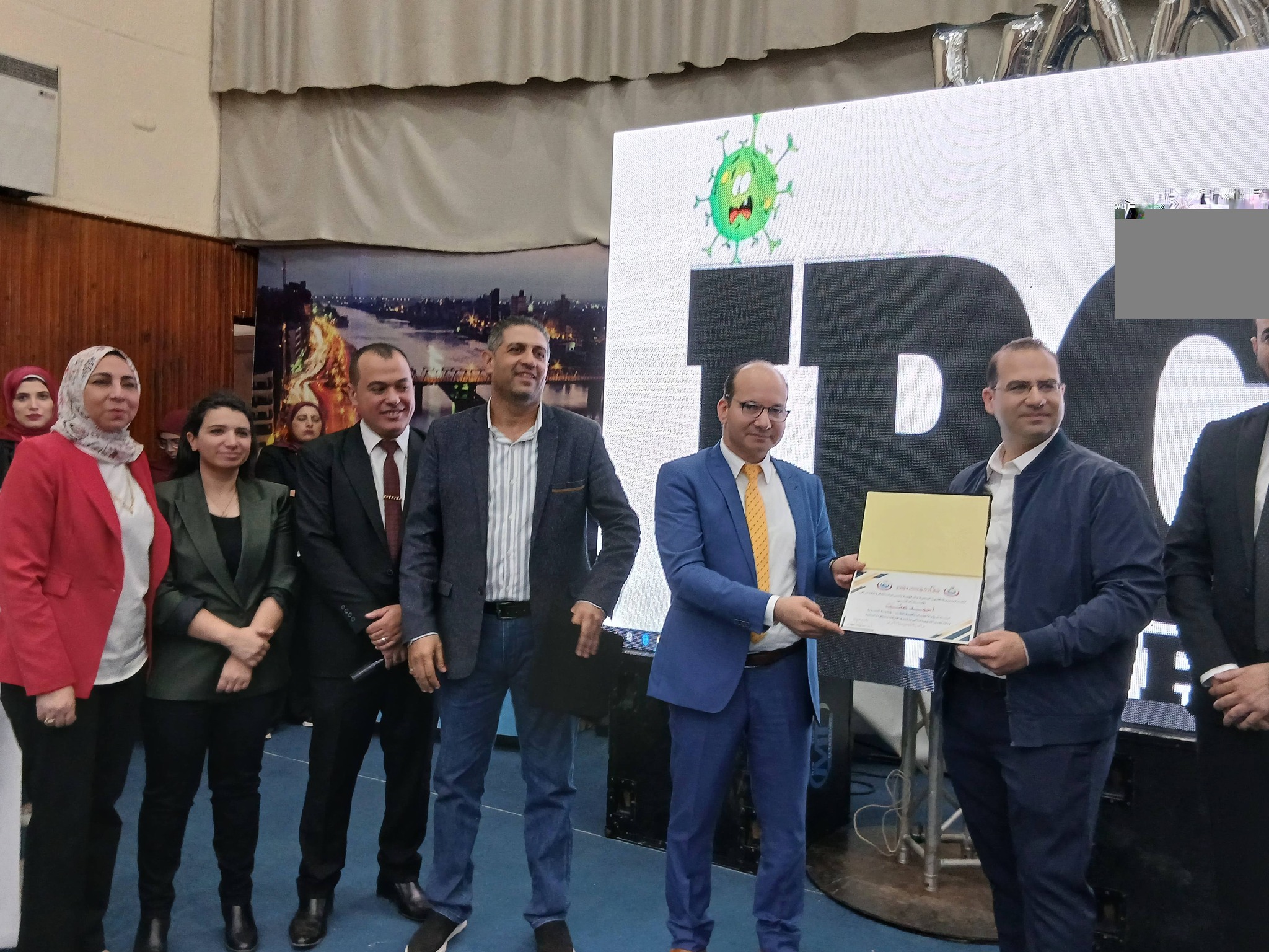 وكيل صحة الدقهلية يكرّم أستاذين من قسم المخ والأعصاب بجامعة المنصورة